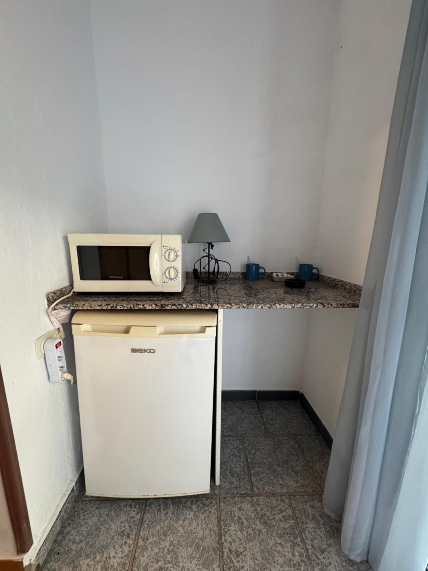 Hostal Miramar Los Caños de Meca Exterior foto